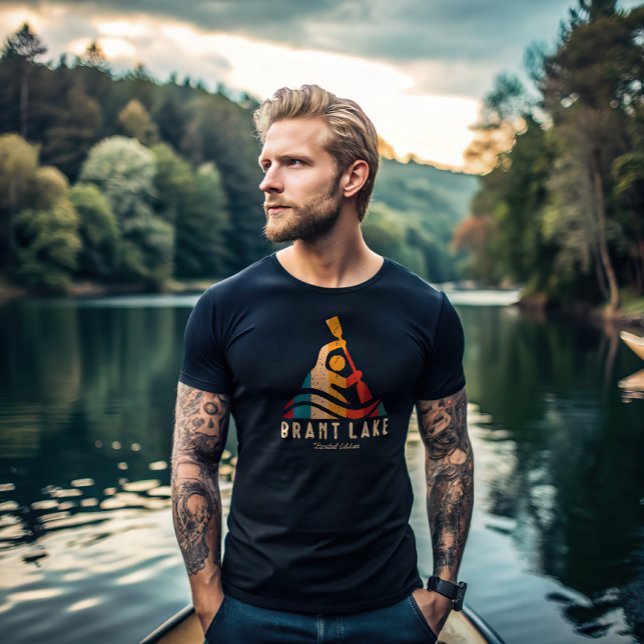 T-shirt Retro Brant Lake Kayak (Créateur téléchargé)
