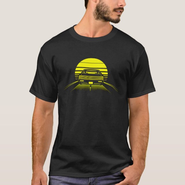 T-shirt Retro Car Sunset Drive | Synthwave Car Road  (Devant)