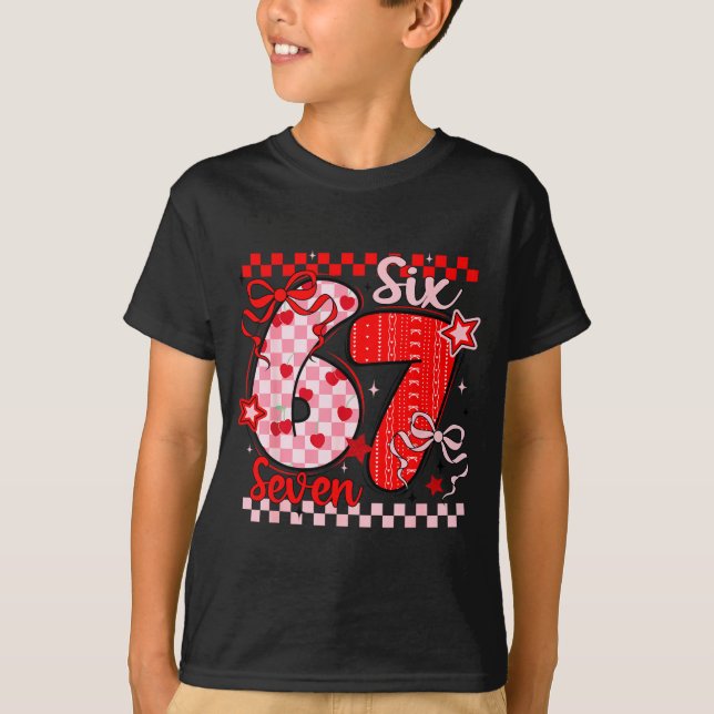 T-shirt Retro Checkered Valentine Six Seven Meme 67 Viral  (Devant)