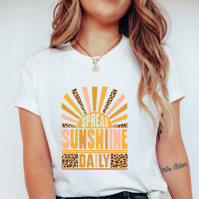T-shirt Retro Leopard Sunburst; Spread Sunshine Daily  (Créateur téléchargé)