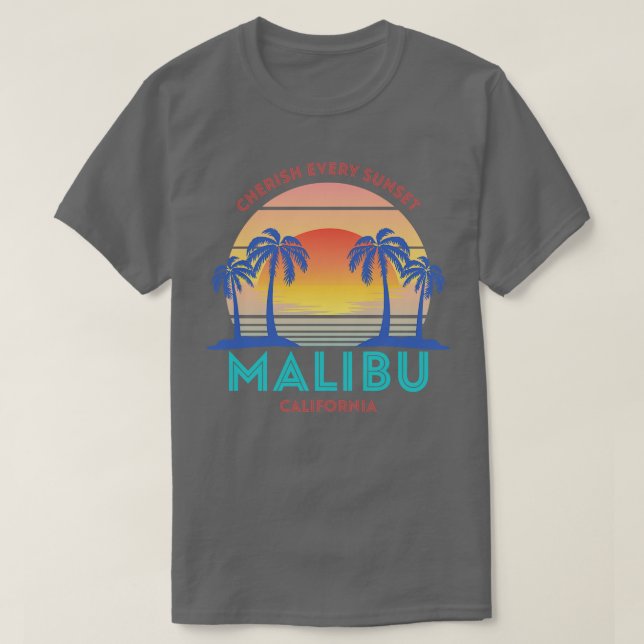 T-shirt Rétro Malibu Beach Chercher chaque coucher de sole (Design devant)
