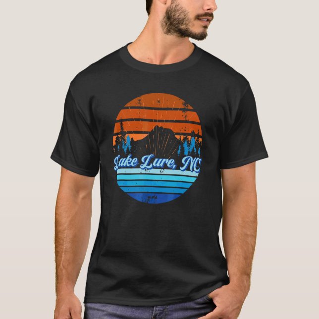 T-shirt Retro Mountain Sunset Lake Lure Nc (Devant)