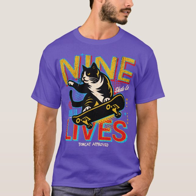 T-shirt Retro Nine Lives Skate Co Funny Skateboarding Cat (Devant)