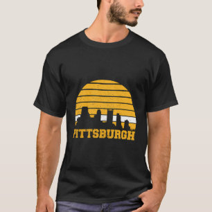 T-shirt Retro Pittsburgh Skyline