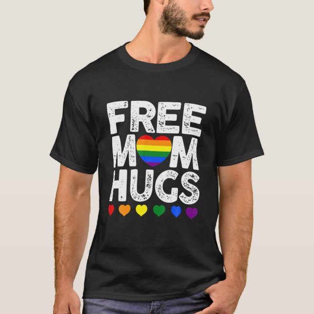 T-shirt Retro Rainbow Heart Free Mom Hugs Gay LGBT Pride M (Devant)