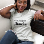 T-shirt Retro Script Girami Fiancee Engagement Party<br><div class="desc">Ce t-shirt élégant avec un script rétro fantaisiste ferait un cadeau merveilleux pour une future épouse !</div>