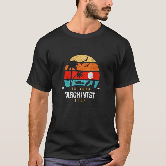 T-shirt Retro Style Retirement Gag Idea  Retired Archivist (Devant)