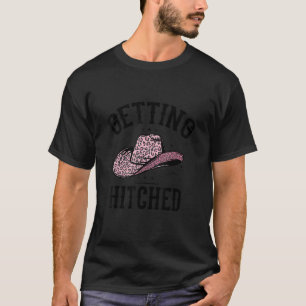 T-shirt Retro Wavy Getting Hitched Getting Rowdy Enterreme