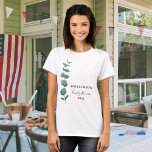 T-shirt Réunion Famille Eucalyptus<br><div class="desc">Ce T-shirt est décoré d'un eucalyptus écossais à l'aquarelle avec une élégante typographie. Facile à personnaliser. Utilisez l'outil de conception pour modifier la taille, le style ou la couleur du texte. Parce que nous créons notre oeuvre, vous ne trouverez pas cette image exacte d'autres designers. Aquarelle originale © Michele Davies....</div>