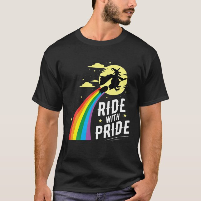 T-shirt Ride Avec Fierté LGBT Gay Lesbian sorcière Hallowe (Devant)