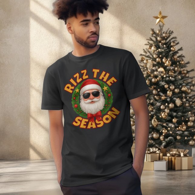 T-shirt Rizz The Season Trendy Christmas Santa (Rizz The Season Trendy Christmas Santa T-Shirt by Ricaso)