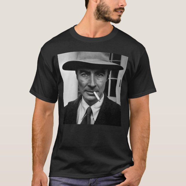 T-shirt Robert Oppenheimer Smoking Photo (Devant)