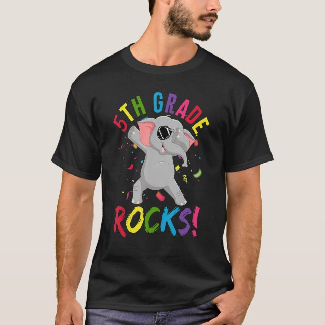 T-shirt Roches de 5e année mignonnes Dabbing Elephant Stud (Devant)