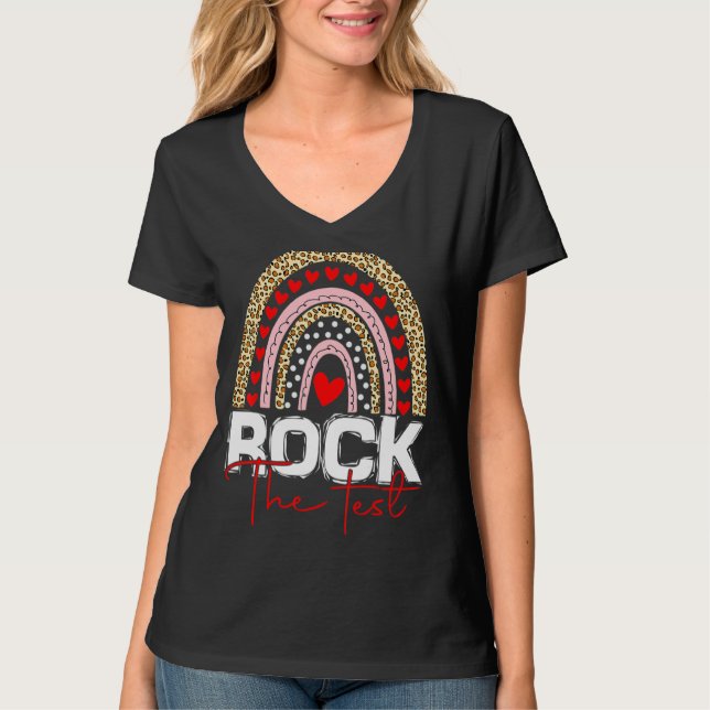 T-shirt Rock Le Jour De Test Enseignant Rainbow Leopard Te (Devant)