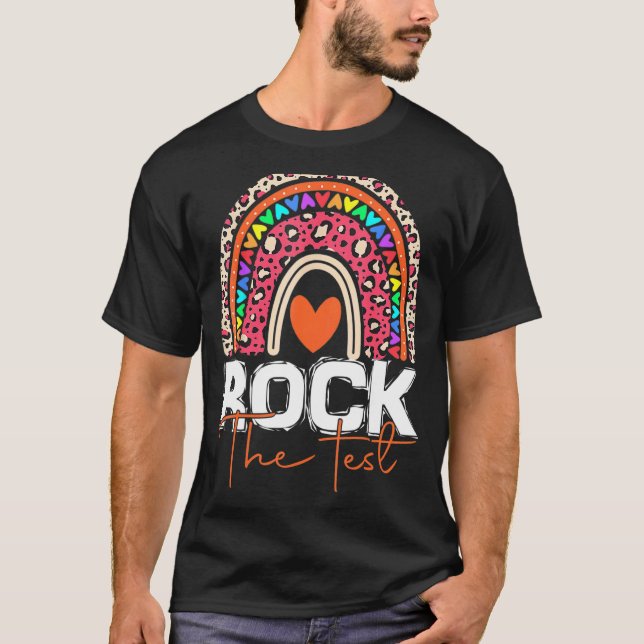 T-shirt Rock Le Jour De Test Enseignant Rainbow Leopard Te (Devant)