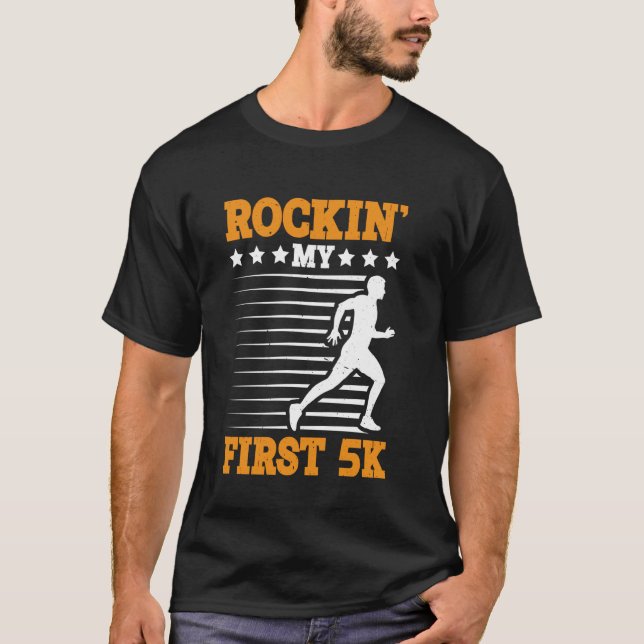 T-shirt Rockin' My First 5k - (Devant)