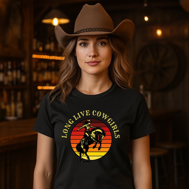 T-shirt Rodeo Cowgirl On Horse & Retro Sunset Modèle (Créateur téléchargé)