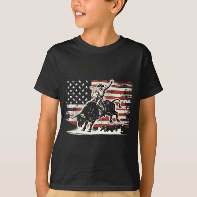 T-shirt Rodeo Rider Bull Patriotic Cowboy Usa Flag  (Devant)