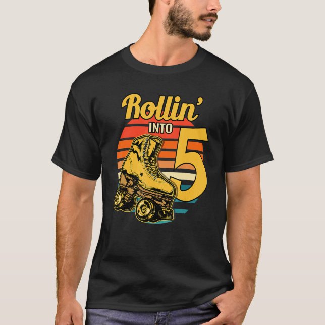 T-shirt Rollin' Into 5 Retro Roller 5e Anniversaire Parti  (Devant)