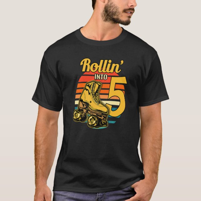 T-shirt Rollin' Into 5 Retro Roller 5e Anniversaire Parti  (Devant)