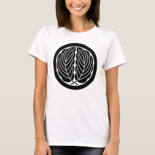T-shirt rond avec feuilles de chêne étreintes