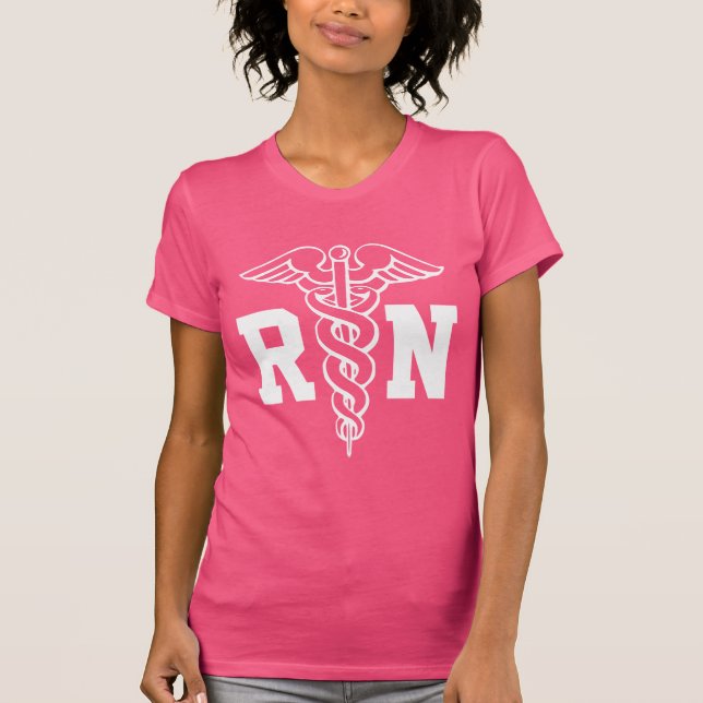 T-shirt rose d'infirmière de RN avec le symbole de (Devant)