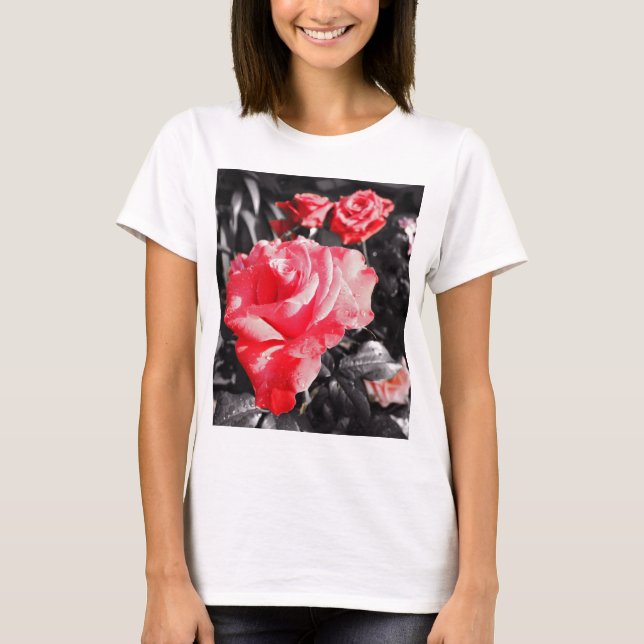 T-shirt Roses rouges romantiques (Devant)