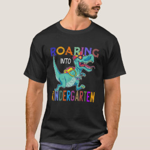 T-shirt Rouler Dans Le Jardin D'Enfants Dinosaure Rex Reto