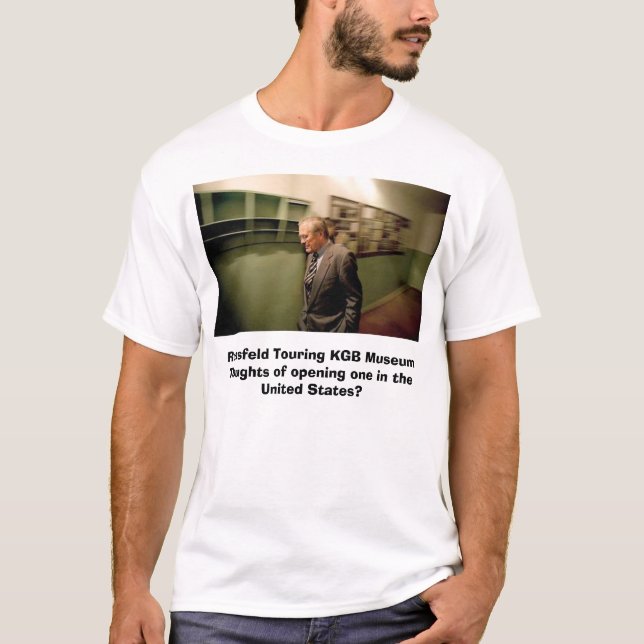 T-shirt Rumsfeld voyageant le musée de KGB (Devant)