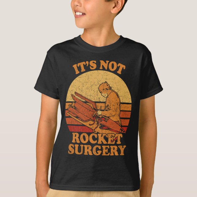 T-shirt Sa Chirurgie Pas Rocket - Chirurgien Rétro Rocket  (Devant)