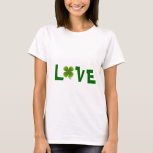 T-shirt Saint Patrick's Day LOVE Design MaternityT-Shirt