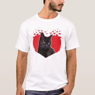 T-shirt Saint-Valentin avec un chat noir sur le chat avant