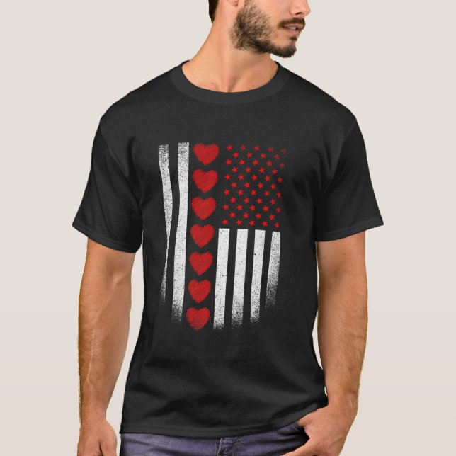 T-shirt Saint Valentin Drapeau américain Coeurs rouges Pat (Devant)