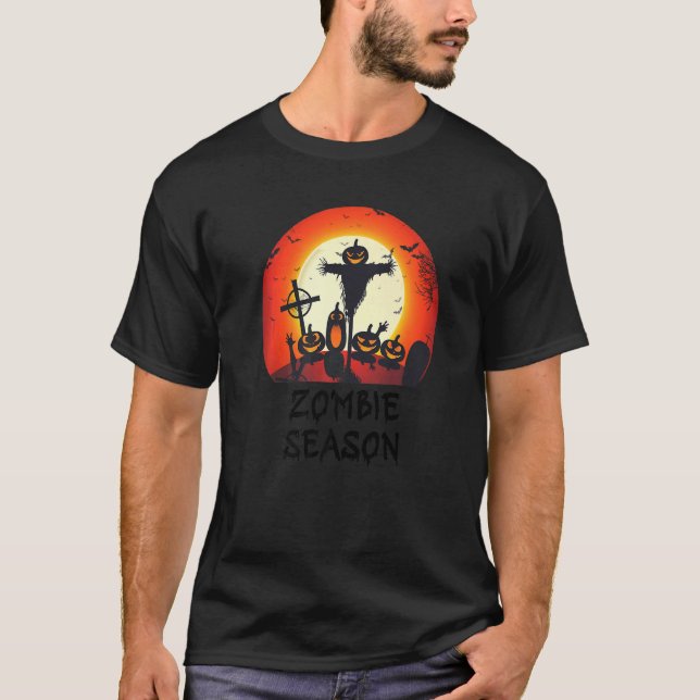 T-shirt Saison des zombies Cimetière effrayant au clair de (Devant)