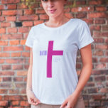 T-shirt salut avec écriture sur le dos<br><div class="desc">T-shirt du salut Jésus en typographie minimaliste. Ce design de foi moderne et tendance est le cadeau parfait et la marque de mode. #christian #religion #écritures #foi #bible #jesus</div>