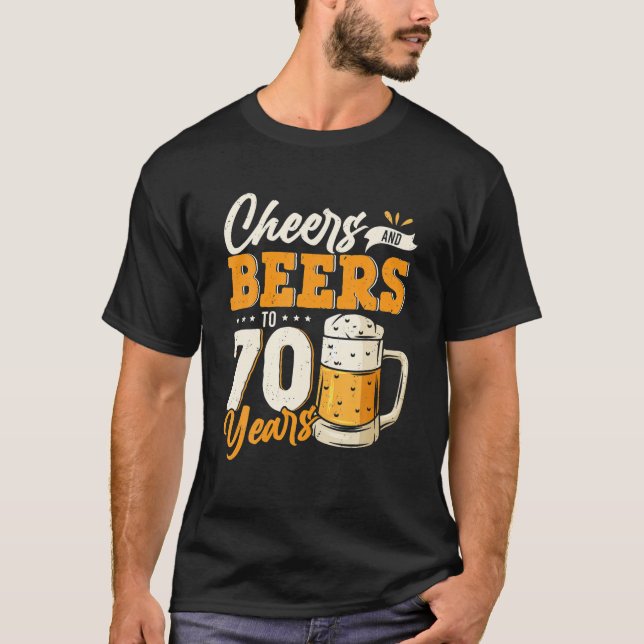 T-shirt Salutations Et Bières À 70 Ans Drôle 70ème Anniver (Devant)
