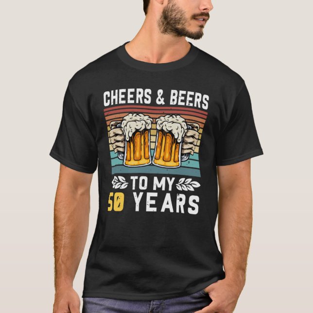 T-shirt Salutations Et Bières À Mes 50 Ans 50ème Anniversa (Devant)