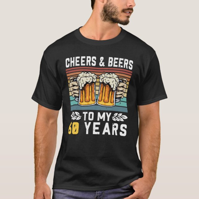 T-shirt Salutations Et Bières À Mes 60 Ans 60ème Anniversa (Devant)