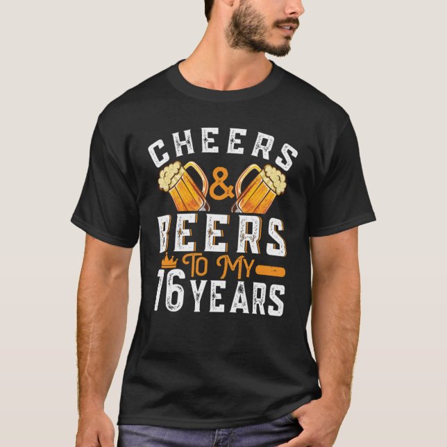 T-shirt Salutations Et Bières À Mes 76 Ans 76e Anniversair (Devant)