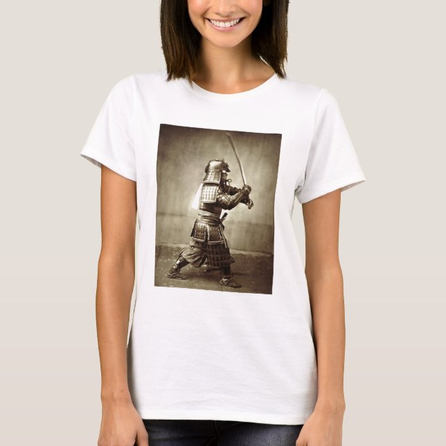 T-shirt Samouraï avec épée relevée, c.1860 (imprimé albume (Devant)