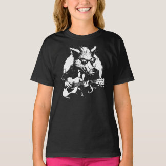 T-shirt sanglier joue de la guitare dans le groupe de rock