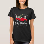 T-shirt Santa Riding Christmas Tree Truck Pingouin Bird Ch<br><div class="desc">Père Noël équitation Arbre de Noël Camion Penguin Oiseau Noël</div>