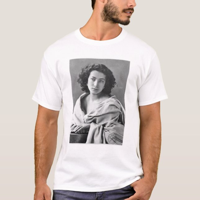 T-shirt Sarah Bernhardt dans le costume, c.1860 (Devant)