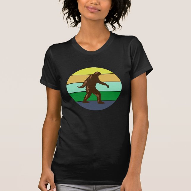T-shirt Sasquatch vintage Sunset Bigfoot (Devant)