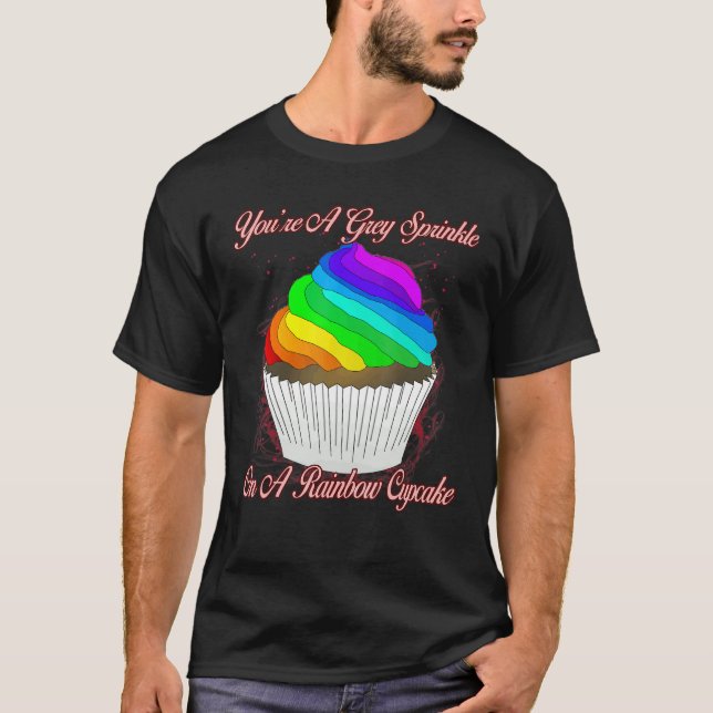 T-shirt Saupoudrer De Gris Sur Un Sass Sarcastique Cupcake (Devant)