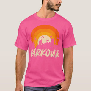 T-shirt Saut Féminin Sur Bâtiment Parkour