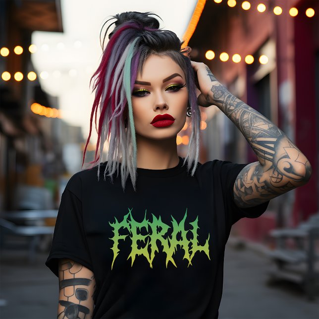 T-shirt Sauvage Effrayant (Créateur téléchargé)