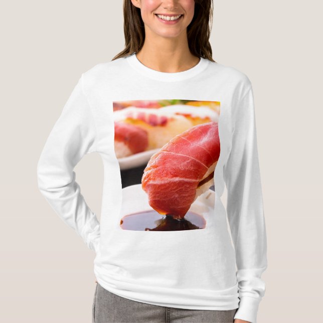 T-shirt Savor the Dip – A consistent aesthetic (Devant)