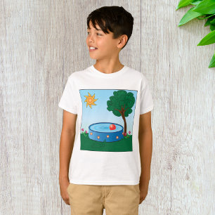 T-shirt Scène de piscine dans la cour des enfants avec un