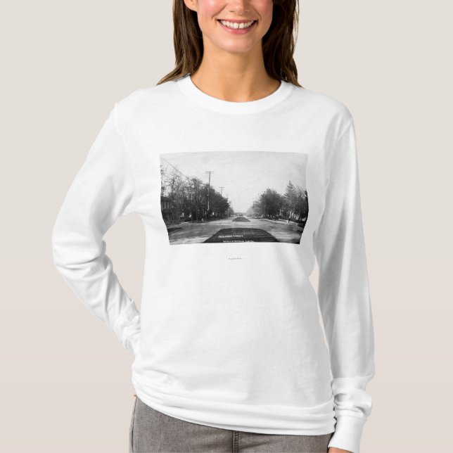 T-shirt Scène de rue de résidence (Devant)